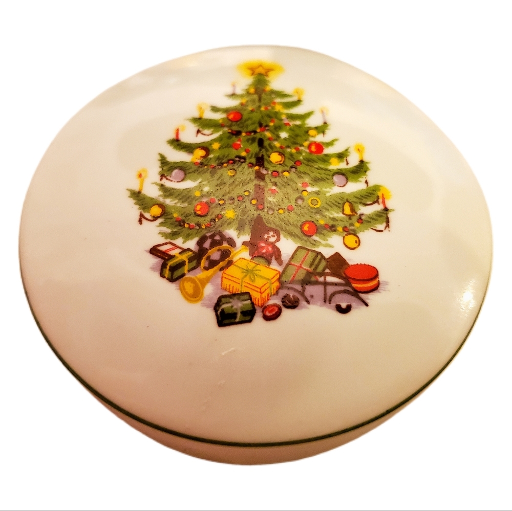 Learnt Christmas Tree Trinket Box Gift Jewelry Candy Green White Yellow Rings